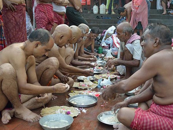 17. తర్పణం వదిలాడు