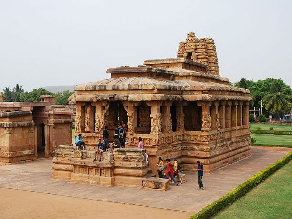 18. సంగమేశ్వర ఆలయం