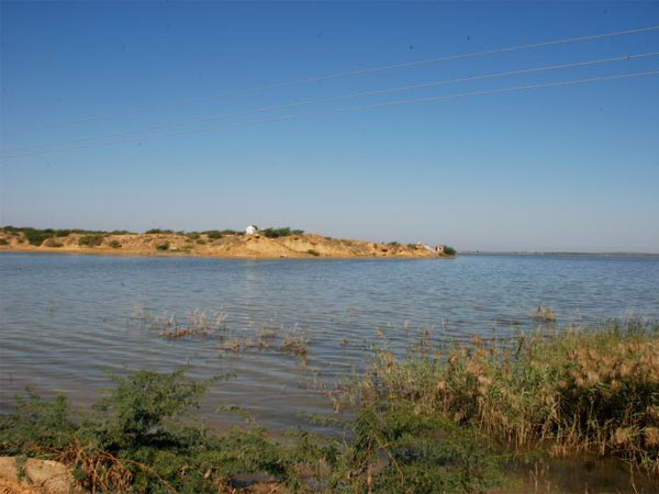 3.నారాయణ సరోవరం