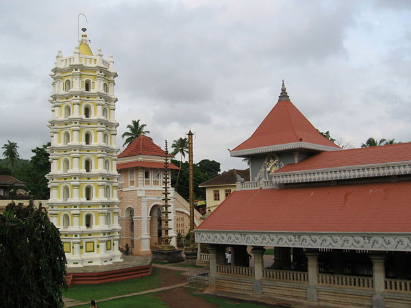 7. మహల్సా దేవాలయం