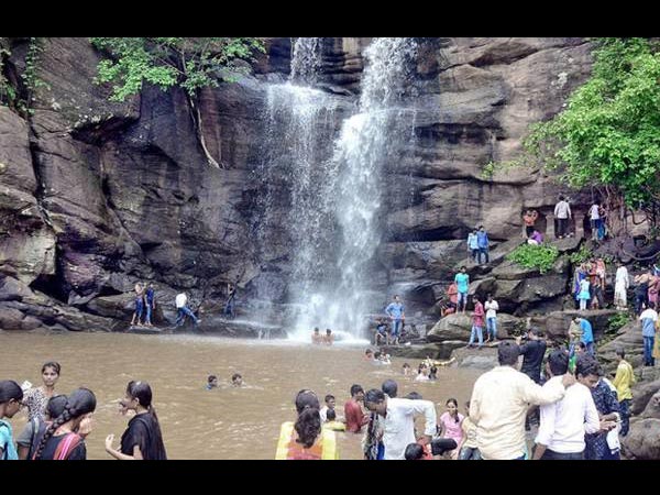 9.వారే ప్రతినిధులు