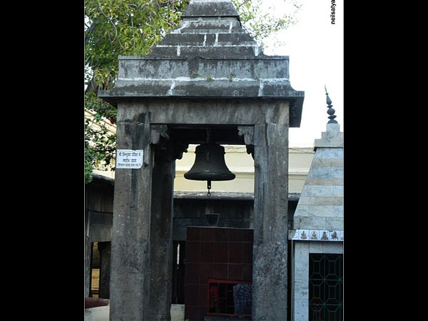 1.హిందువులతో పాటు బౌద్ధులకు కూడా