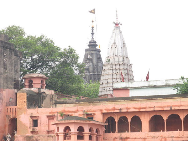 18.బుద్ధగయ