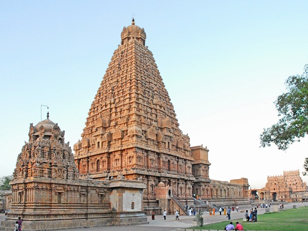 బృహదేశ్వర దేవాలయం, తంజావూరు