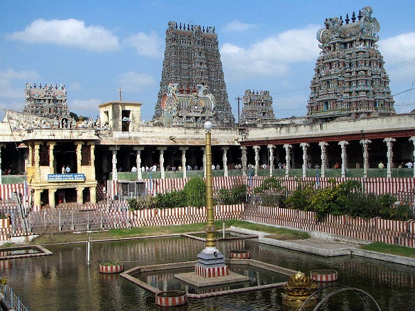 మధురై మీనాక్షీ దేవాలయం