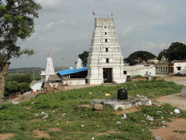 స్థల పురాణాన్ని అనుసరించి