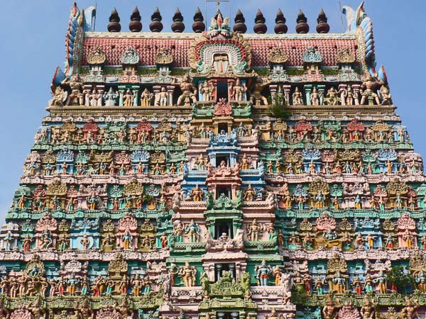 మూడవది సారంగపాణి ఆలయం