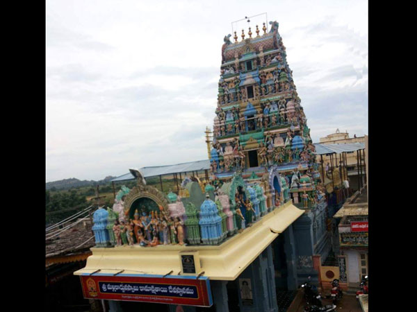 16. ప్రపంచంలో ఏ ఆలయంలోనూ జరగని