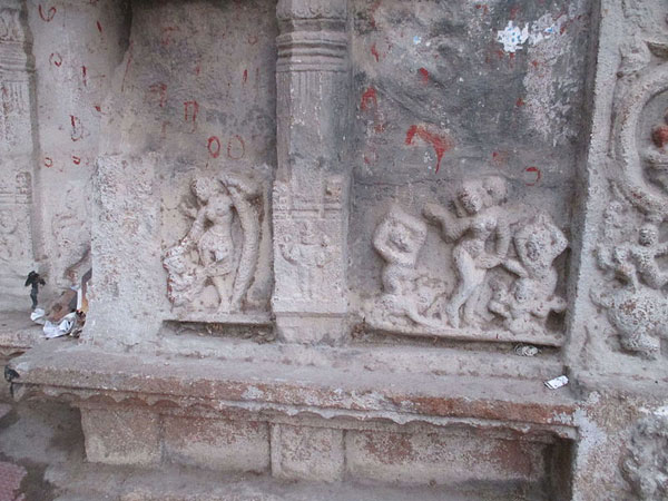 16. త్రి విక్రమ రూపంలో దర్శనమిస్తాడు