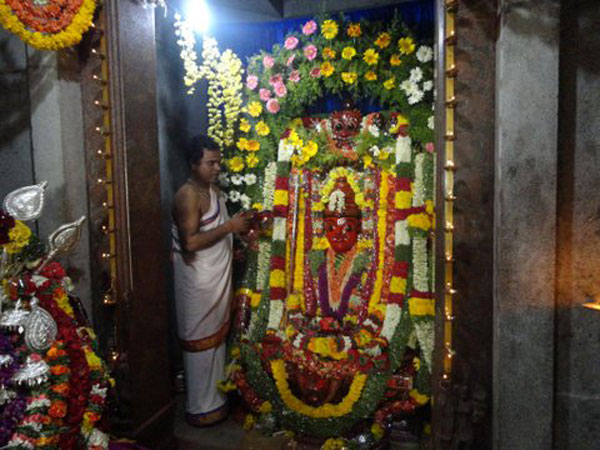 19.అందువల్లే సుదూర ప్రాంతాల నుంచి కూడా