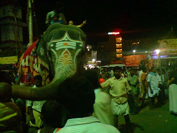 మహామహంలో పన్నెండేళ్లకు ఒకసారి