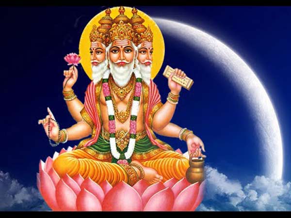 4. ఆది పరాశక్తిని పూజిస్తాడు