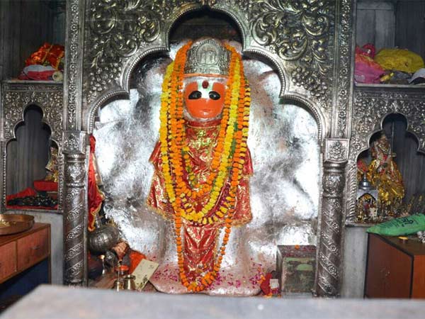 8. యోగ మాయ ద్వారా
