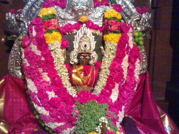8. చెరువులో