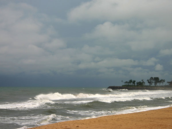 9.మోటుపల్లి బీచ్