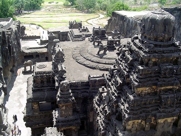 19. ఎక్కడ ఉంది.