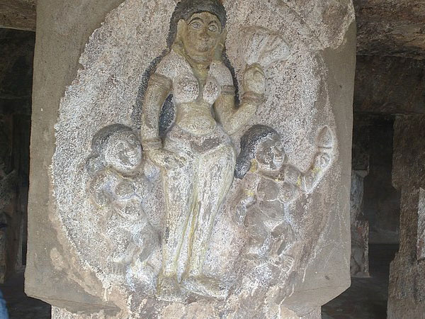 నాగ బంధం