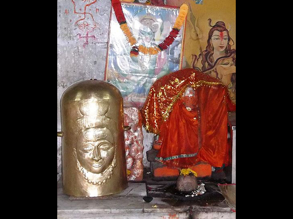 10. అనేక ఉపాలయాలు