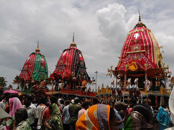 ప్రతి ఏడాది ఒక కొత్త రథం