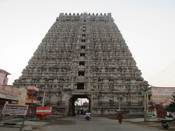 192 అడుగుల ఎత్తులో