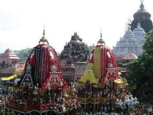 ఎప్పుడూ ముందుకే