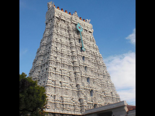 బంగారు నాణ్యాలుగా