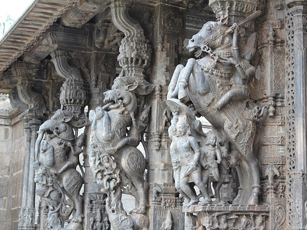 విరమించారు.
