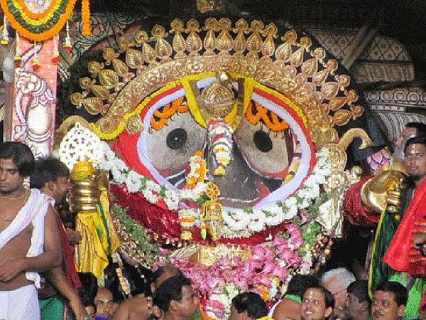 కంసుడిని సంహరించడానికి