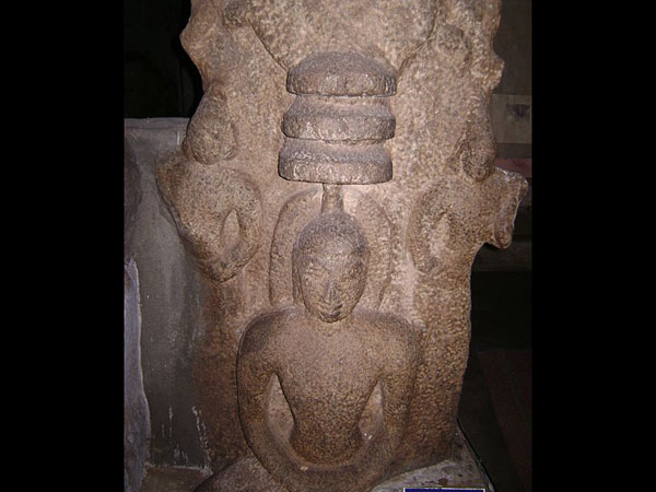 గంగాదేవి తేనతో అభిషేకం