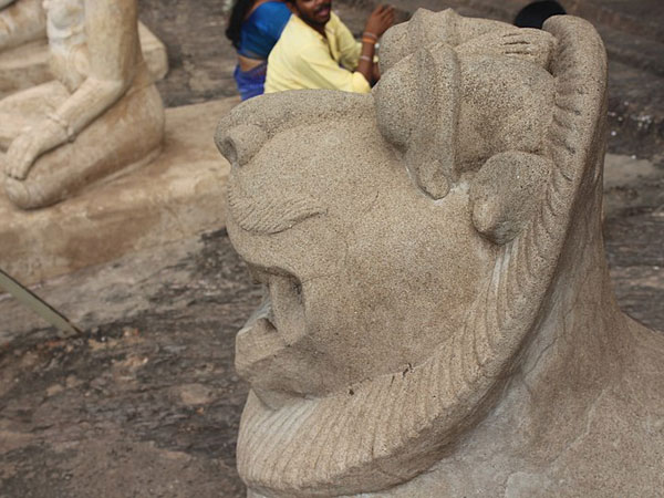 అసంపూర్తిగా