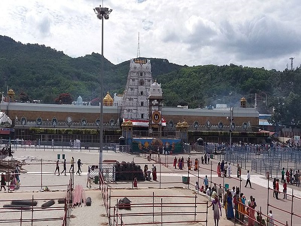 తిరుమల ఆనంద నిలయం