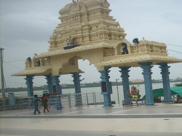 చతురస్రాకారం