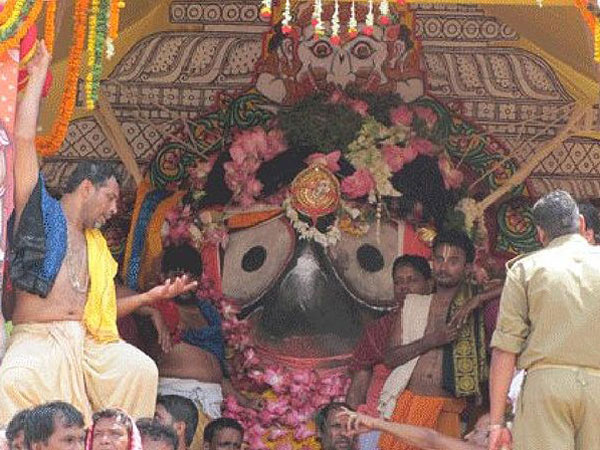 మూలవిరాట్టులే