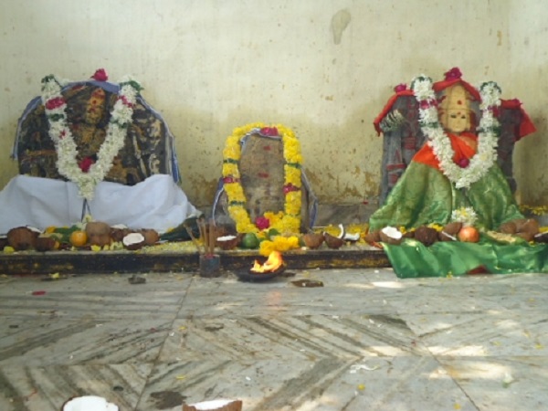 పూలమాల ఆకారంలో ఉండటం వల్ల