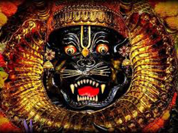 ఐదు వేదాలు నరసింహుడి చెంత
