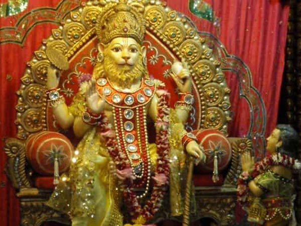 ఐదు వేదాలు నరసింహుడి చెంత