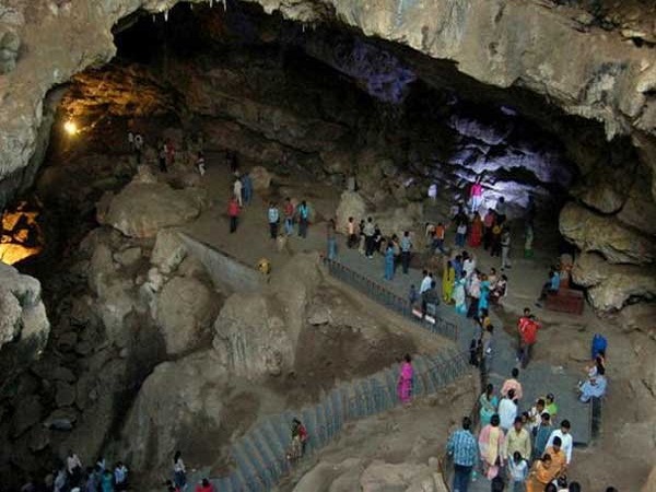 శివుడి జఠాజూటం శిరోజాలు ఉన్న గుహ