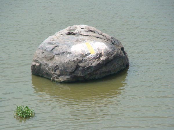 ఐదు వేదాలు నరసింహుడి చెంత