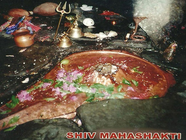 శివుడి జఠాజూటం శిరోజాలు ఉన్న గుహ