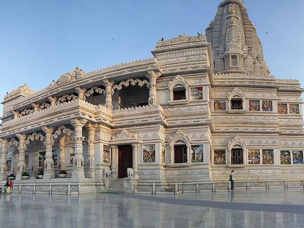 మధురా