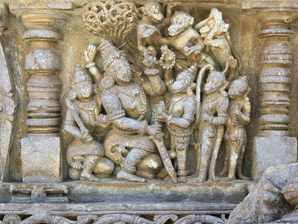 అమృతపురలోని అమృతేశ్వర దేవాలయం