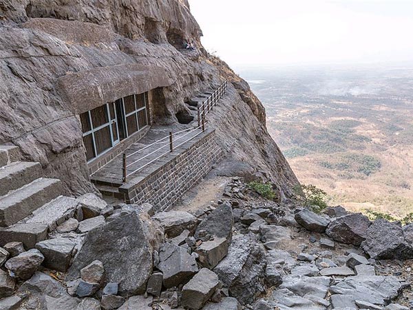9. ననేఘాట్ కు ట్రెక్కింగ్: