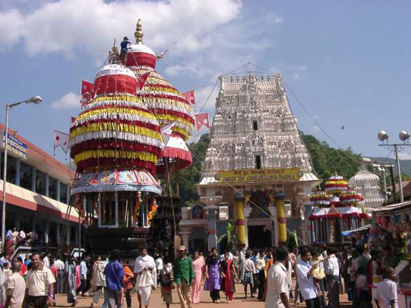 గొరవన హళ్లి మహాలక్ష్మీ దేవాలయం, తుమకూరు