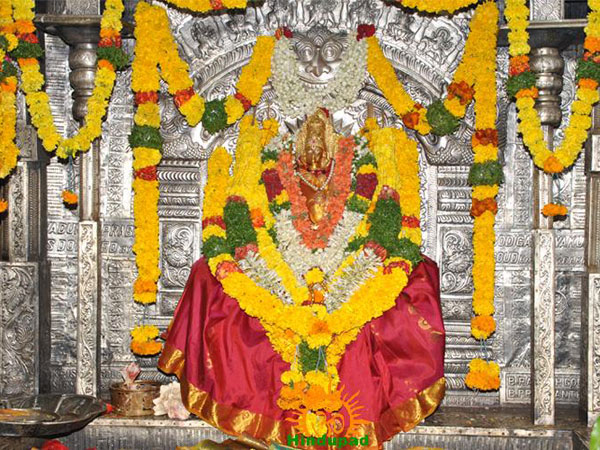 బావి నీటితో స్నానం