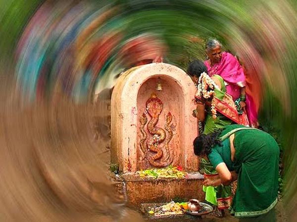 నాగ చంద్రేశ్వర దేవాలయం