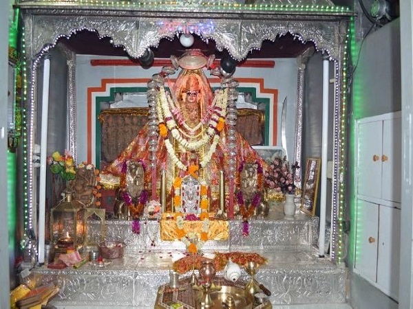 తానాట్ మాతా మందిరం