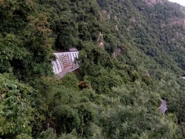 పురాతన పెరుమాల్ దేవాలయం