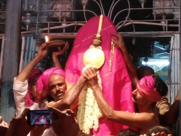 గూగూడు కుళ్లాయిస్వామి, మొహరం, పీర్లపండుగ