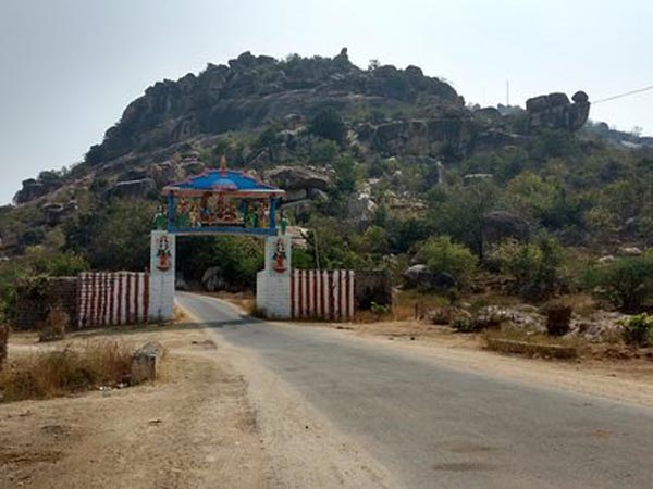 తెలంగాణ తిరుపతి, మన్యం కొండ