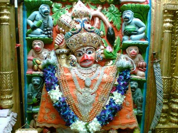 కష్ట భంజన్ హనుమాన్ దేవాలయం